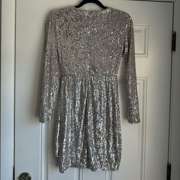 express sequin dress mini silver sequins long sleeve size XS wrap v-neck - Picture 7 of 7